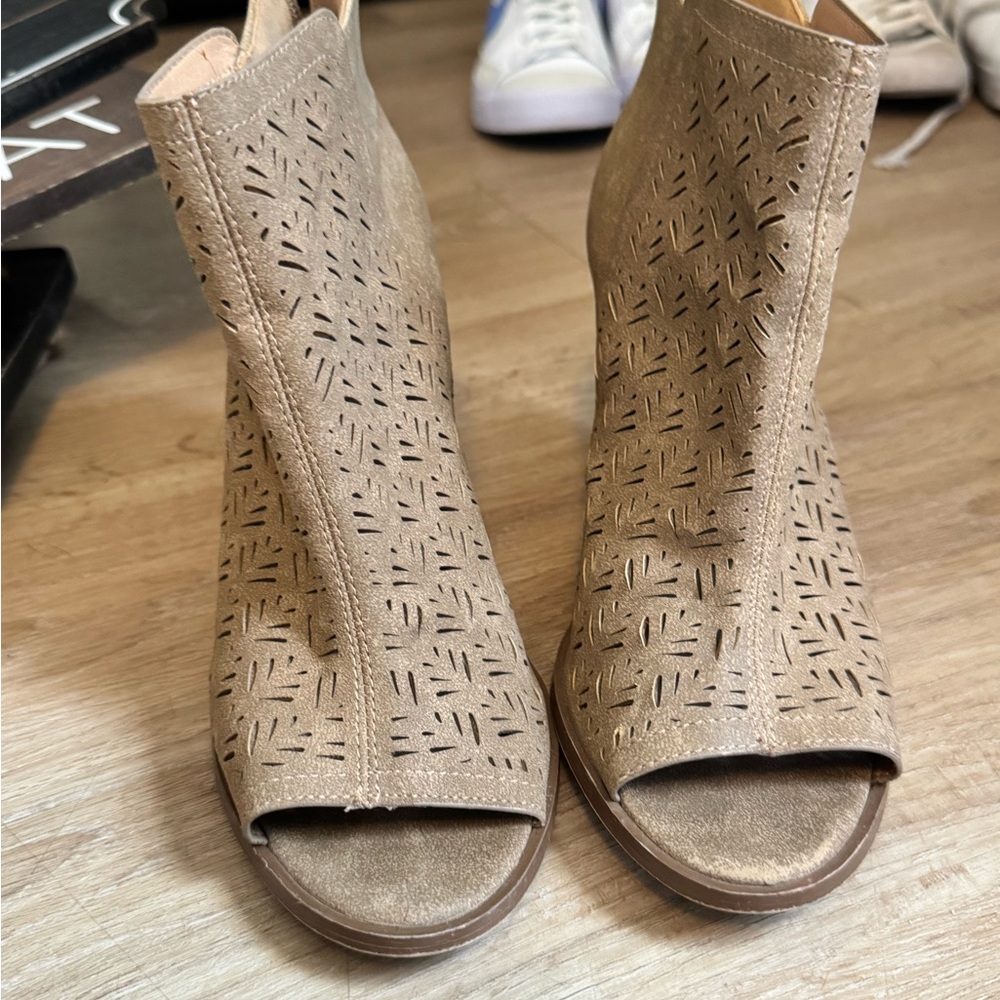 Stylish Tan Peep-Toe Ankle Boots